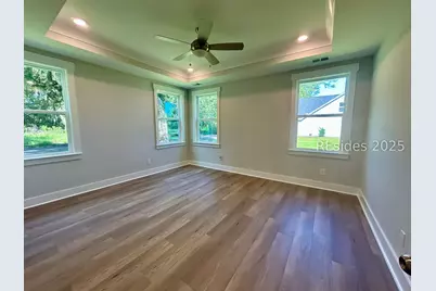 1 Alumni Road, Beaufort, SC 29907 - Photo 4