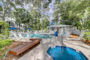 14 Wimbledon Ct, Hilton Head Island, SC 29928 - Photo 20
