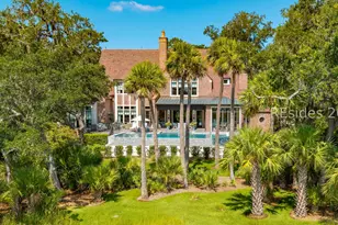 16 Hampton Ln, Bluffton, SC 29910 - Photo 2