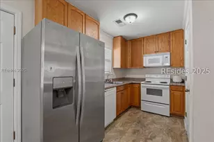 1 Taft St, Beaufort, SC 29902 - Photo 6