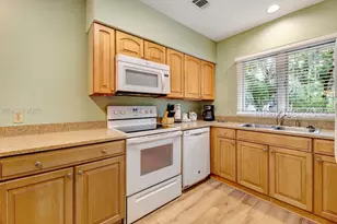 55 Barcelona Rd, Hilton Head Island, SC 29928 - Photo 4