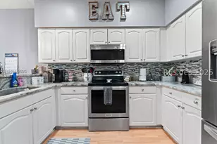 12 Brittany Pl Dr, Hilton Head Island, SC 29928 - Photo 6