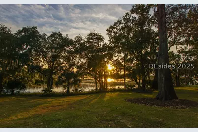 38 W Haven, Beaufort, SC 29906 - Photo 2