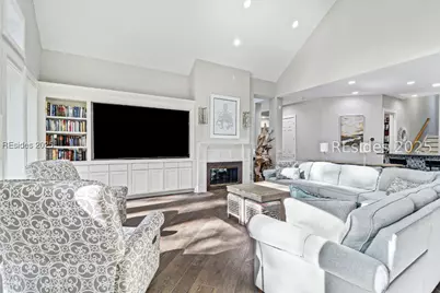 33 N Port Royal Drive, Hilton Head Island, SC 29928 - Photo 12