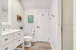 33 N Port Royal Dr, Hilton Head Island, SC 29928 - Photo 50