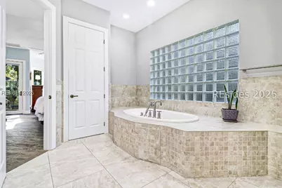 33 N Port Royal Drive, Hilton Head Island, SC 29928 - Photo 32