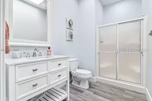 33 N Port Royal Dr, Hilton Head Island, SC 29928 - Photo 40