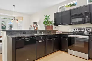 212 Benjamin Seabrook Ct, Bluffton, SC 29909 - Photo 12
