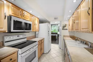 137 Cordillo Pkwy, Hilton Head Island, SC 29928 - Photo 10