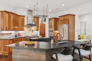 42 Newberry Ct, Bluffton, SC 29910 - Photo 2