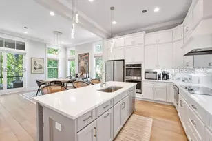 9 Grandview Ct, Hilton Head Island, SC 29926 - Photo 8