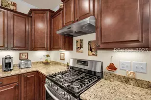 895 Knollwood Ct, Okatie, SC 29909 - Photo 16