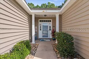 18 Greatwood Dr, Bluffton, SC 29910 - Photo 8