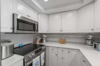 100 Helmsman Way #214, Hilton Head Island, SC 29928 - Photo 18