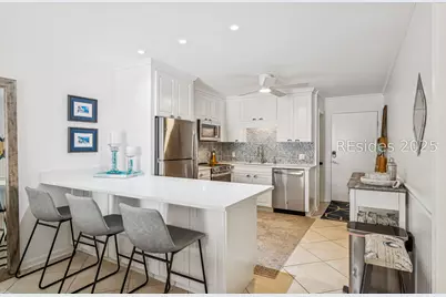 15 S Forest Beach Drive #2B, Hilton Head Island, SC 29928 - Photo 2