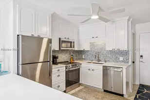 15 S Forest Beach Dr, Hilton Head Island, SC 29928 - Photo 1