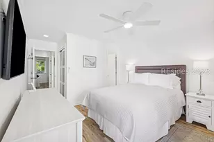 15 S Forest Beach Dr, Hilton Head Island, SC 29928 - Photo 10