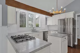 40 Planters Wood Dr, Hilton Head Island, SC 29928 - Photo 16