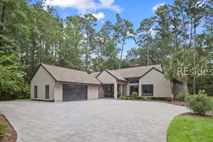 8 Sylvan Ct, Bluffton, SC 29910 - Photo 2