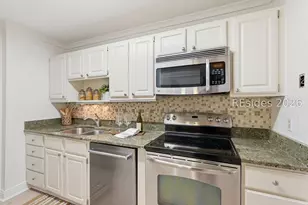 1 Gloucester Rd, Hilton Head Island, SC 29928 - Photo 10