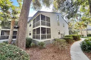 137 Cordillo Pkwy, Hilton Head Island, SC 29928 - Photo 2