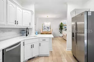 7 Plantation Homes Dr, Daufuskie Island, SC 29915 - Photo 18