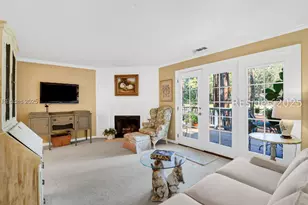 31 Shipyard Dr, Hilton Head Island, SC 29928 - Photo 4