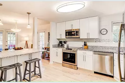 70 Shipyard Drive #172, Hilton Head Island, SC 29928 - Photo 2
