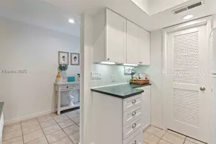 17 Lagoon Rd, Hilton Head Island, SC 29928 - Photo 6