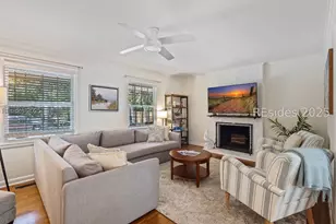 10 Myrtle Ln, Hilton Head Island, SC 29928 - Photo 12