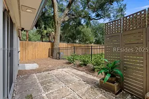 10 Myrtle Ln, Hilton Head Island, SC 29928 - Photo 50