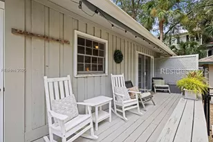 10 Myrtle Ln, Hilton Head Island, SC 29928 - Photo 28