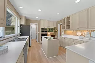 23 Oyster Reef Dr, Hilton Head Island, SC 29926 - Photo 20