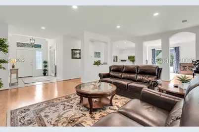 44 Hampton Circle, Bluffton, SC 29909 - Photo 6