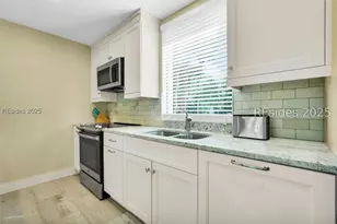 42 S Forest Beach Dr, Hilton Head Island, SC 29928 - Photo 10