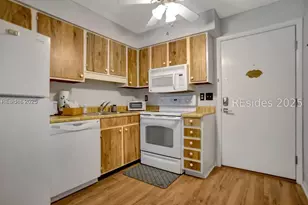 45 Folly Field Rd, Hilton Head Island, SC 29928 - Photo 8