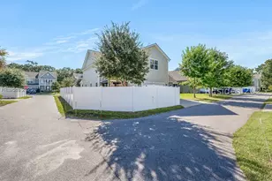 3665 Oyster Bluff Dr, Beaufort, SC 29907 - Photo 56