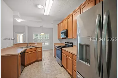 79 Kendall Drive, Bluffton, SC 29910 - Photo 2