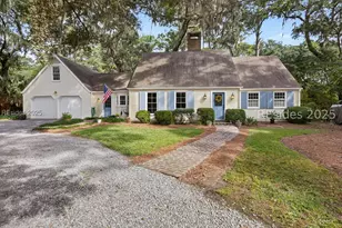 21 Widewater Rd, Hilton Head Island, SC 29926 - Photo 1