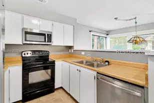 16 Fawn Ln, Hilton Head Island, SC 29928 - Photo 10