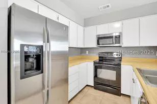 16 Fawn Ln, Hilton Head Island, SC 29928 - Photo 12