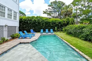 7 Periwinkle Ln, Hilton Head Island, SC 29928 - Photo 4