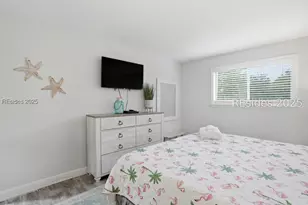 663 William Hilton Pkwy, Hilton Head Island, SC 29928 - Photo 16