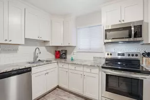 663 William Hilton Pkwy, Hilton Head Island, SC 29928 - Photo 10