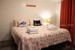 23 S Forest Beach Dr, Hilton Head Island, SC 29928 - Photo 4