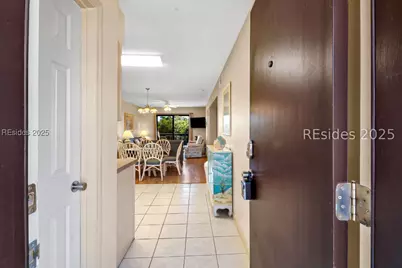 40 Folly Field Road #E18, Hilton Head Island, SC 29928 - Photo 6