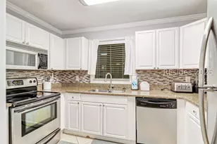 663 William Hilton Pkwy, Hilton Head Island, SC 29928 - Photo 12