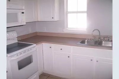 82 Cassandra Lane #APT A, Bluffton, SC 29910 - Photo 8