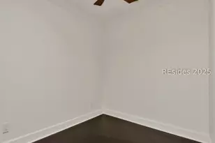 122 Crosstree Dr, Hilton Head Island, SC 29926 - Photo 18