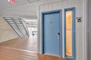 40 Folly Field Rd, Hilton Head Island, SC 29928 - Photo 4